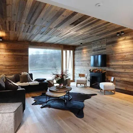 Beautiful Contemporary Mountain Ferienhaus *