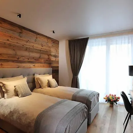 Beautiful Contemporary Mountain Брей-Червиния