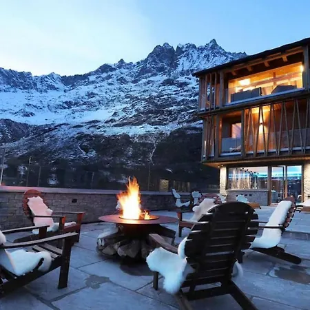 Beautiful Contemporary Mountain * Брей-Червиния